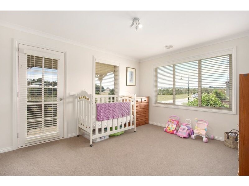 33 Rimfire Avenue, Drouin VIC 3818