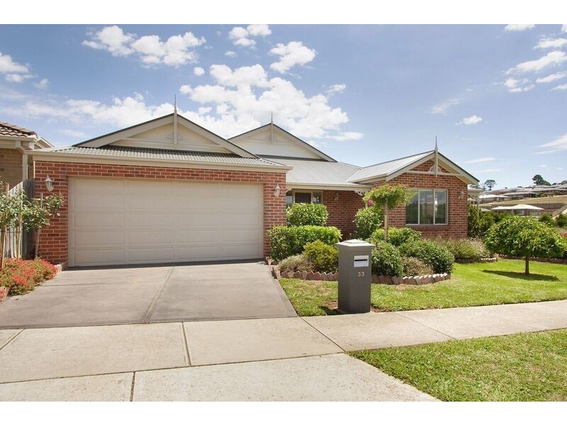 33 Rimfire Avenue, Drouin VIC 3818