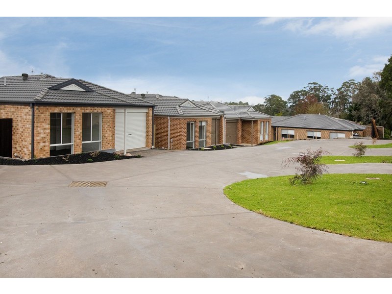 4/1 Springwater Drive, Drouin VIC 3818