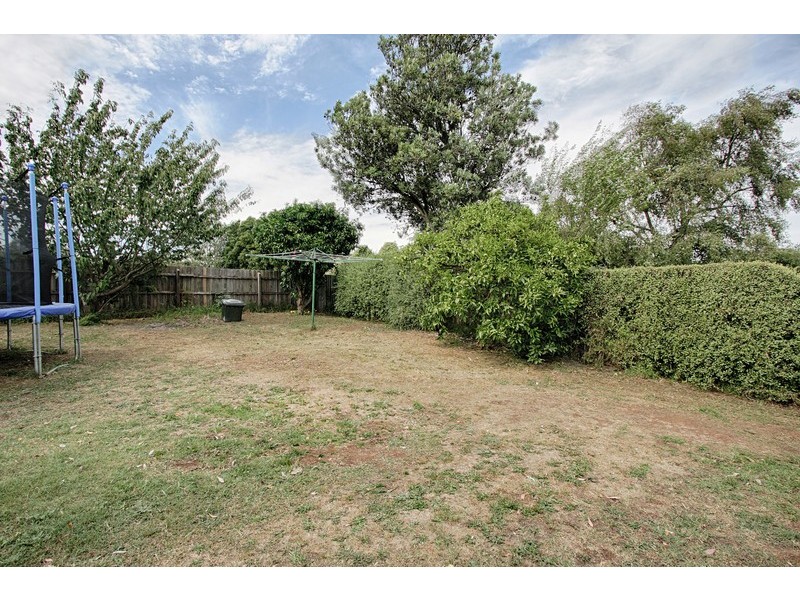 15 Longwarry Road, Drouin VIC 3818