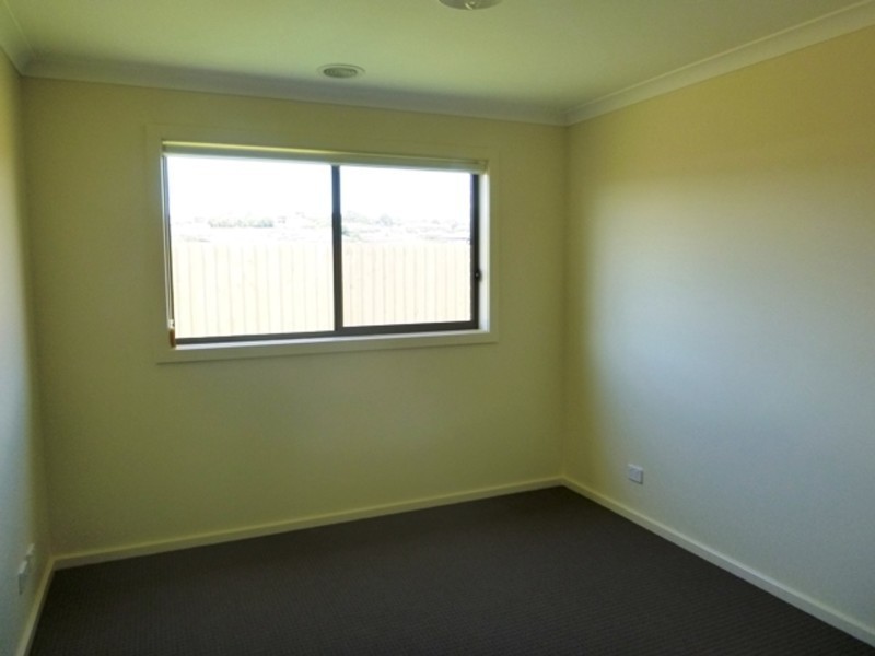 38 Pepper Crescent, Drouin VIC 3818