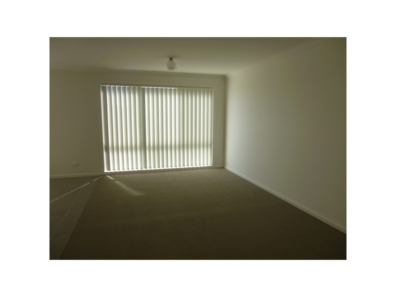 19 Shakespeare Court, Drouin VIC 3818 Floorplan