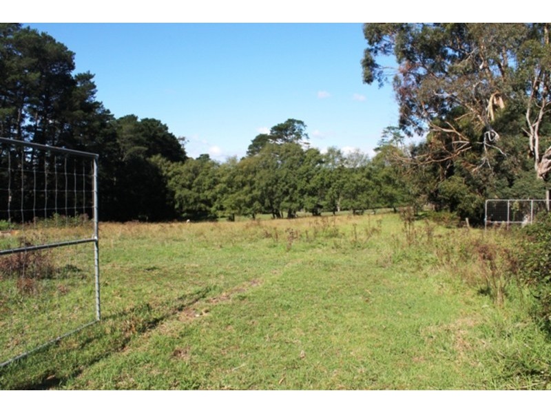 1420 Jackson Track, Jindivick VIC 3818