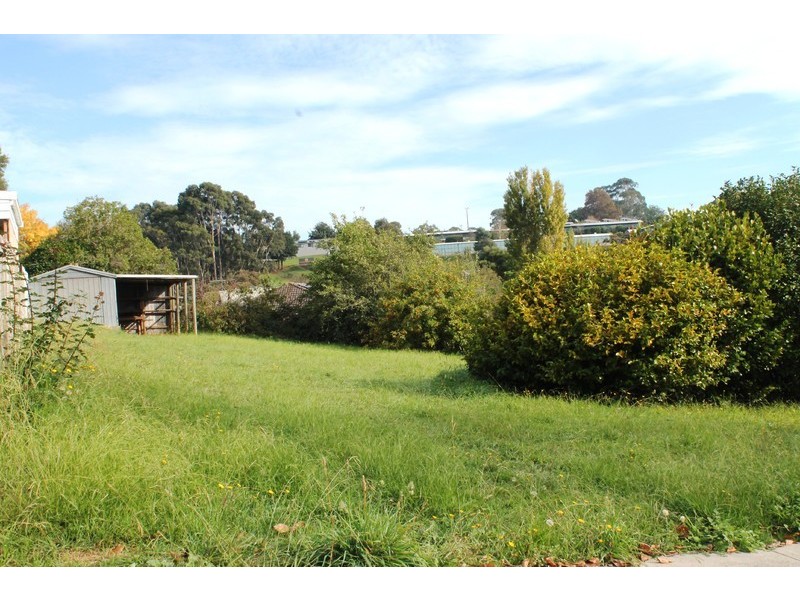 31 Hopetoun Road, Drouin VIC 3818