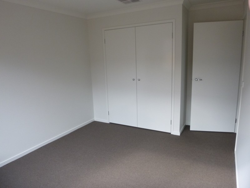 15 Ashdown Avenue, Warragul VIC 3820
