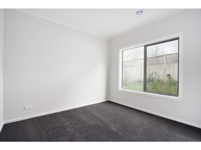 2/7 Pioneer Street, Warragul VIC 3820