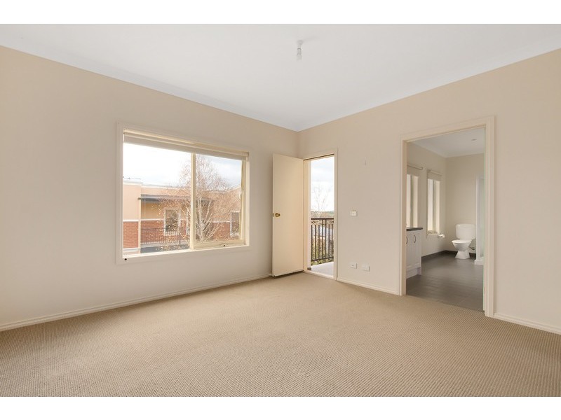 Unit 33/27 Jefferson Road, Garfield VIC 3814