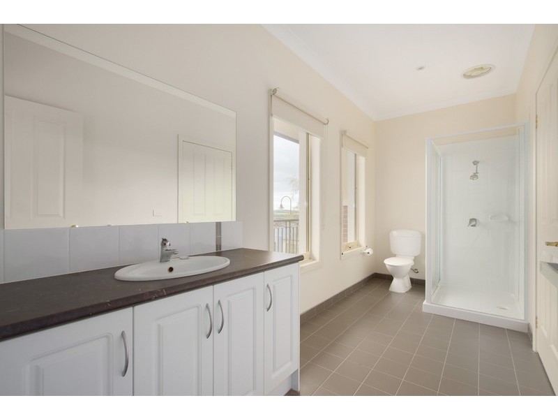 Unit 33/27 Jefferson Road, Garfield VIC 3814