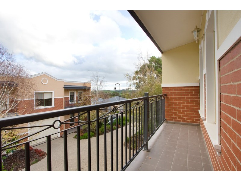Unit 33/27 Jefferson Road, Garfield VIC 3814