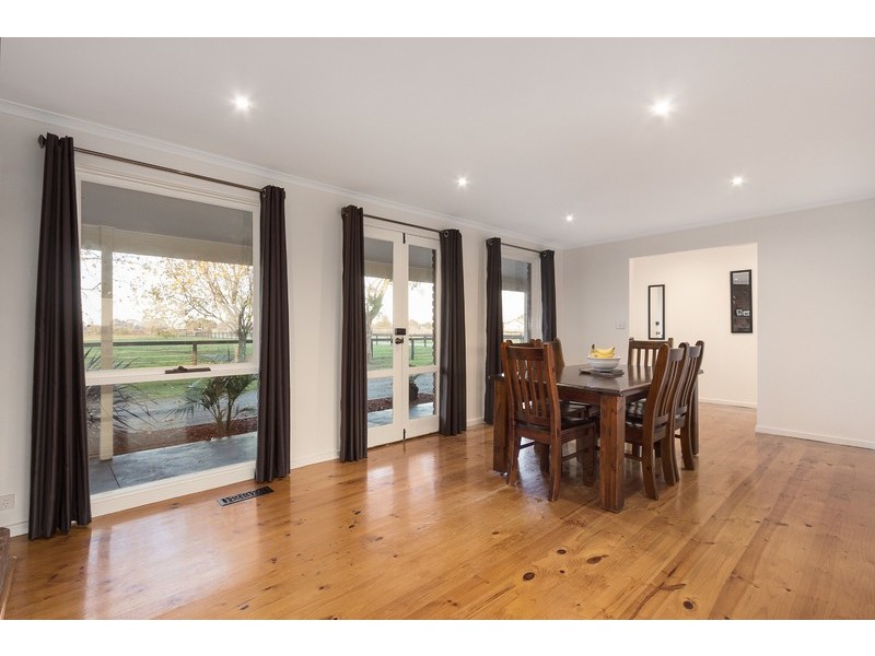 260 Fourteen Mile Road, Garfield VIC 3814