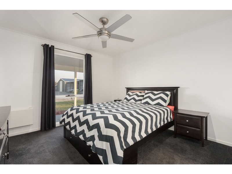 260 Fourteen Mile Road, Garfield VIC 3814
