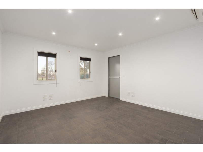 260 Fourteen Mile Road, Garfield VIC 3814