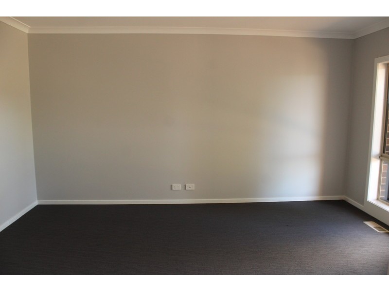 4 Eucalyptus Court, Drouin VIC 3818