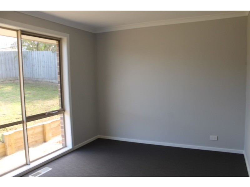 4 Eucalyptus Court, Drouin VIC 3818