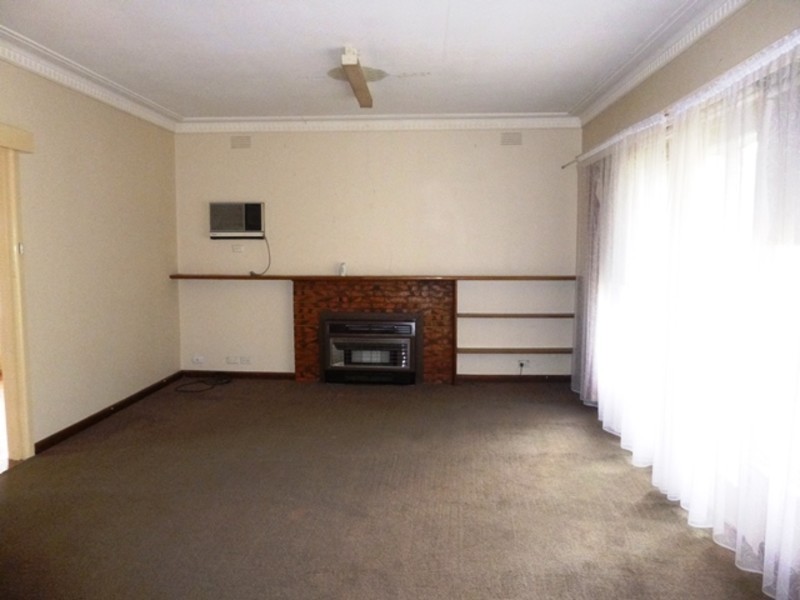 35 Hearn Street, Drouin VIC 3818
