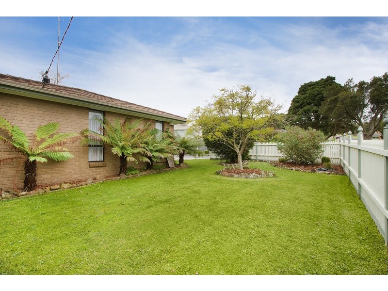 7 Forrest Street, Drouin VIC 3818