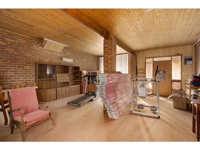 8 Fourteen Mile Road, Garfield VIC 3814