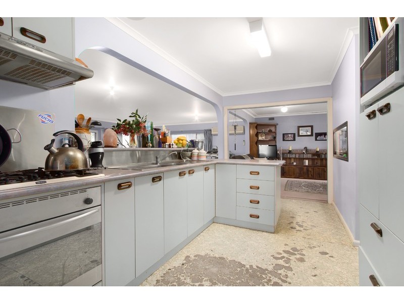 4 Bright Court, Drouin VIC 3818