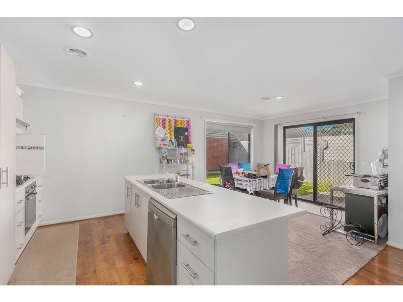 1 – 33 Oak Avenue, Longwarry VIC 3816