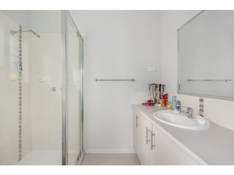 1 – 33 Oak Avenue, Longwarry VIC 3816