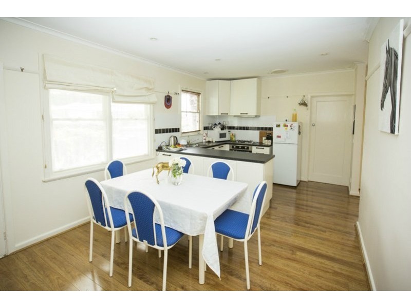 94 McNeilly Road, Drouin VIC 3818