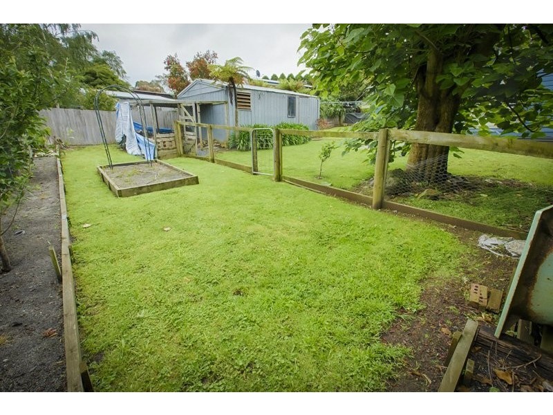 94 McNeilly Road, Drouin VIC 3818