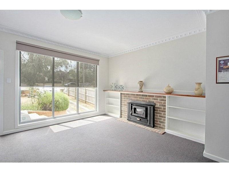 16 Sinclair Street, Drouin VIC 3818