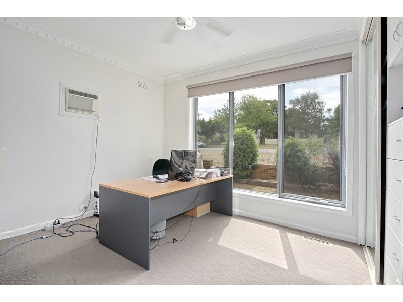 16 Sinclair Street, Drouin VIC 3818