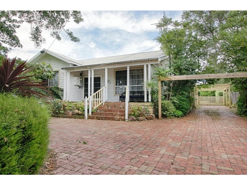 15 Longwarry Road, Drouin VIC 3818