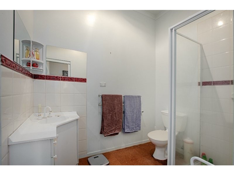 15 Longwarry Road, Drouin VIC 3818