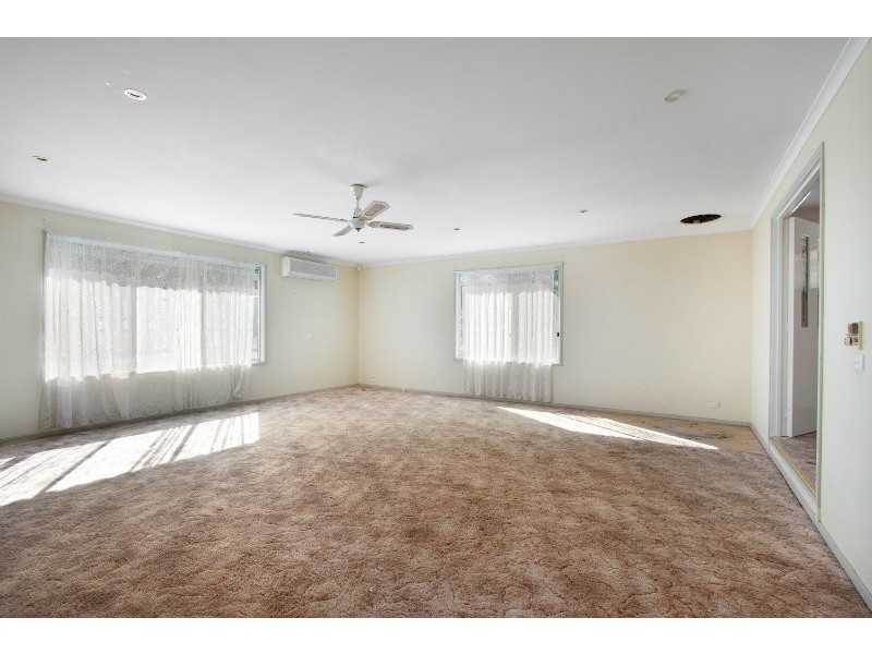 39 Jefferson Road, Garfield VIC 3814