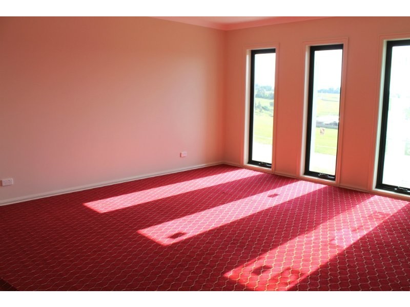 1 Manallack Lane, Drouin VIC 3818