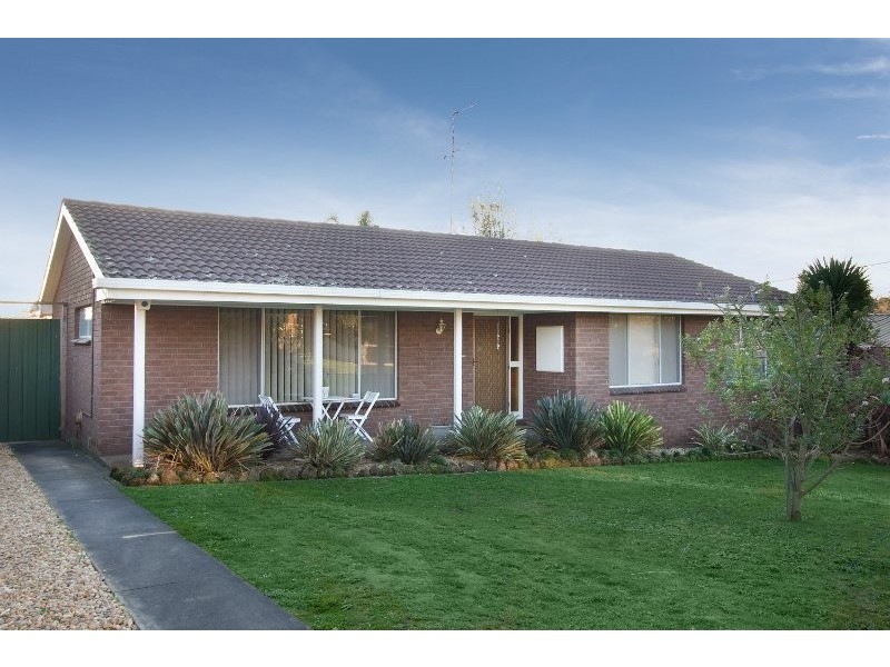 11 McClure Street, Drouin VIC 3818