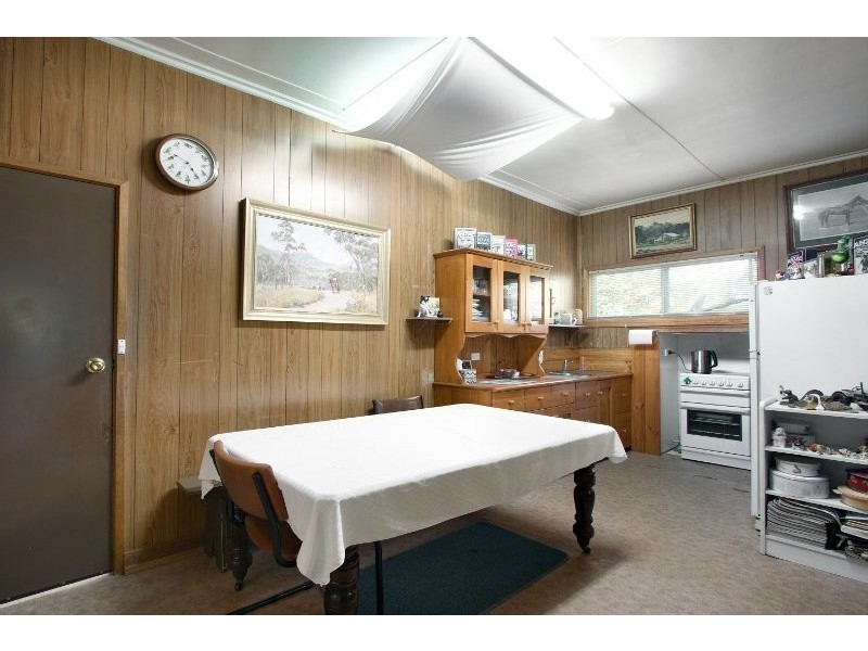 165 Old Sale Road, Drouin West VIC 3818