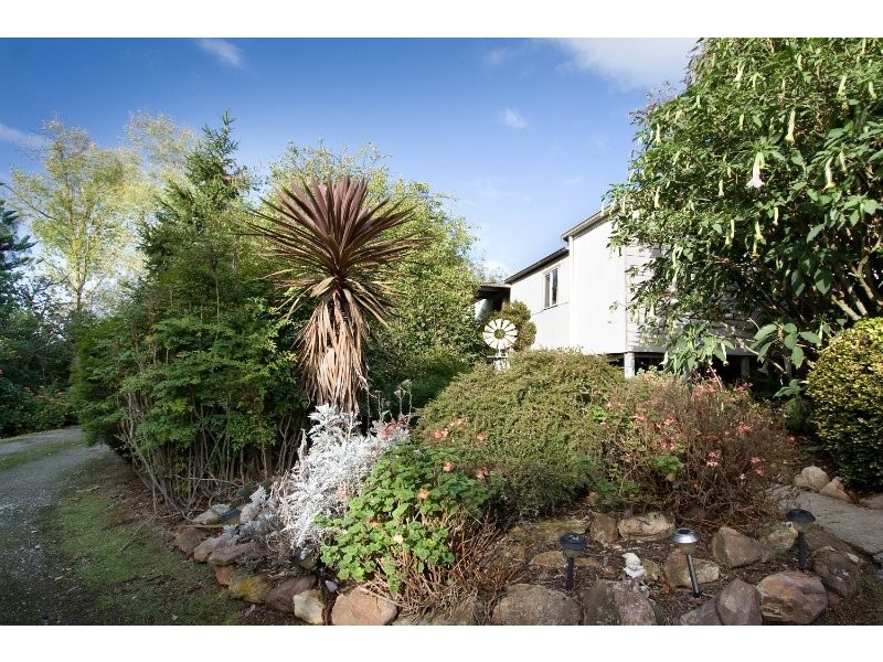 165 Old Sale Road, Drouin West VIC 3818