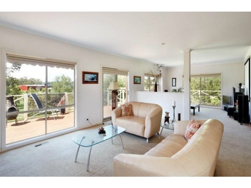 23 Robinhood Way, Drouin VIC 3818