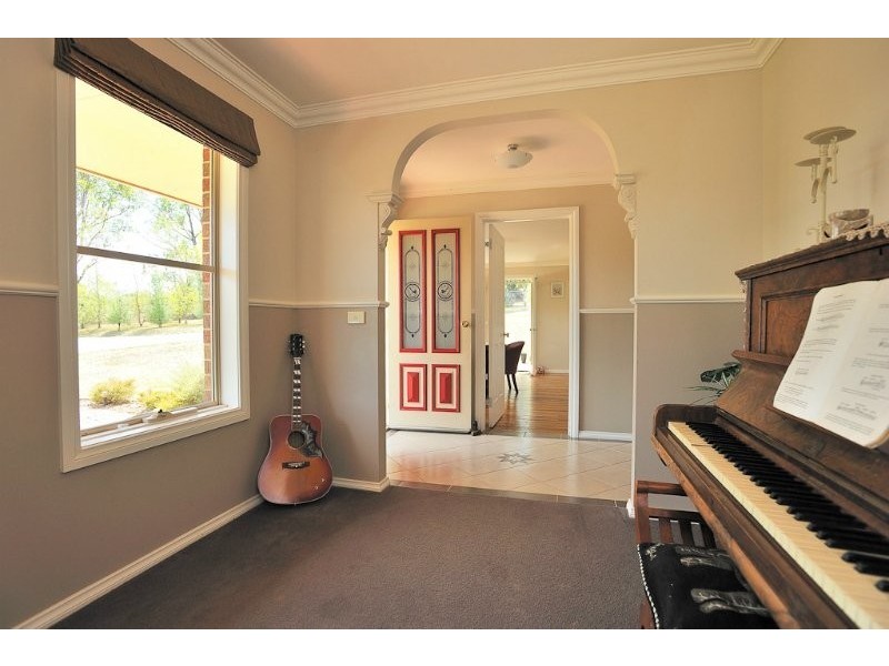 53 Wellwood Road, Drouin VIC 3818