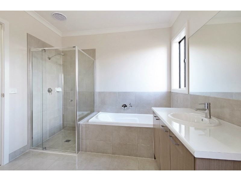 23 Ajax Street, Drouin VIC 3818