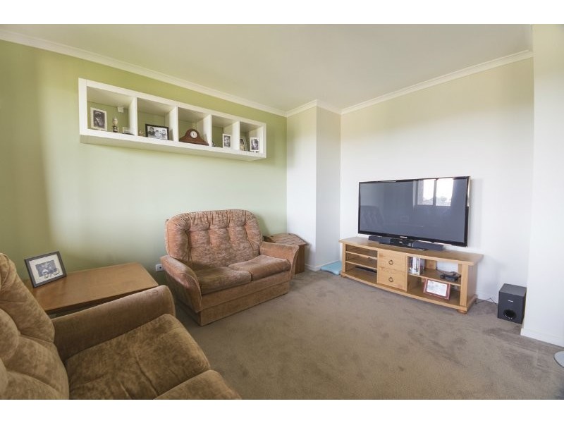 9 Kensington Square, Drouin VIC 3818