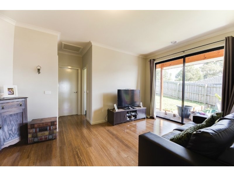 14 Aaron Court, Drouin VIC 3818