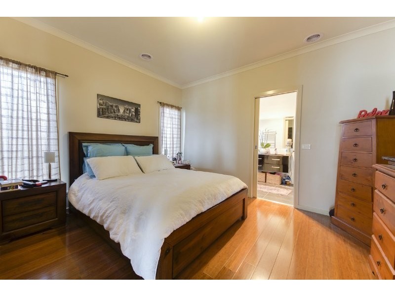 14 Aaron Court, Drouin VIC 3818