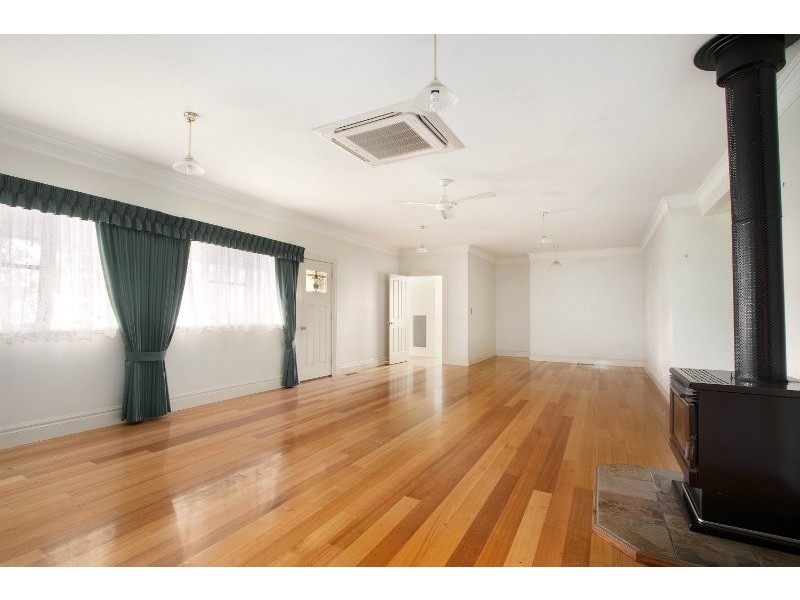 43 Jefferson Road, Garfield VIC 3814