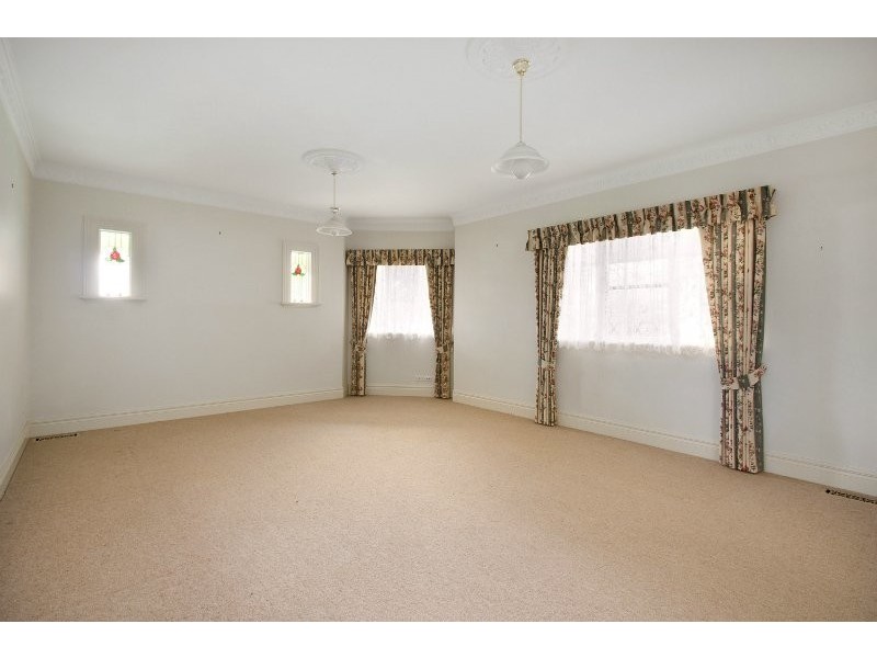 43 Jefferson Road, Garfield VIC 3814