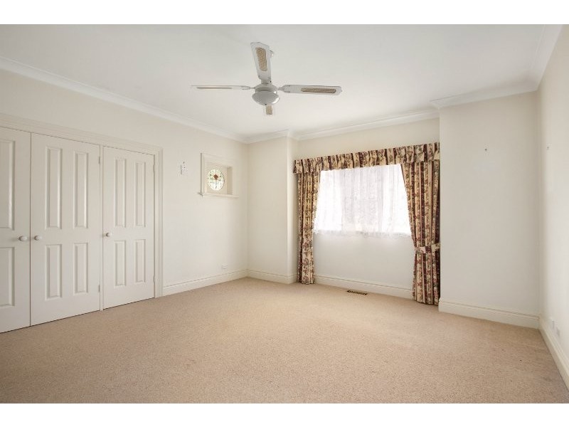 43 Jefferson Road, Garfield VIC 3814