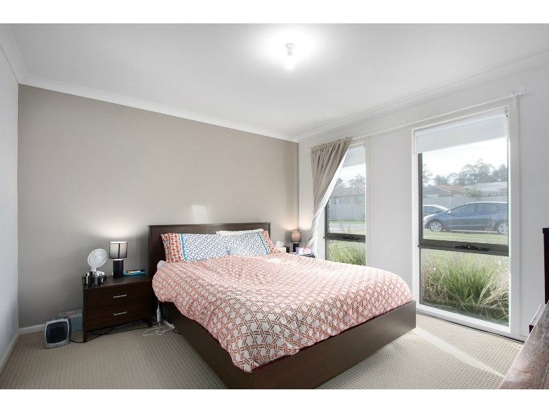 31 Springwater Drive, Drouin VIC 3818