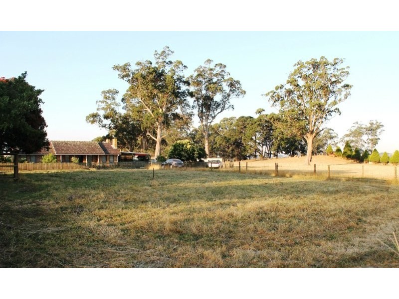 2052 McDonalds Track, Thorpdale VIC 3835