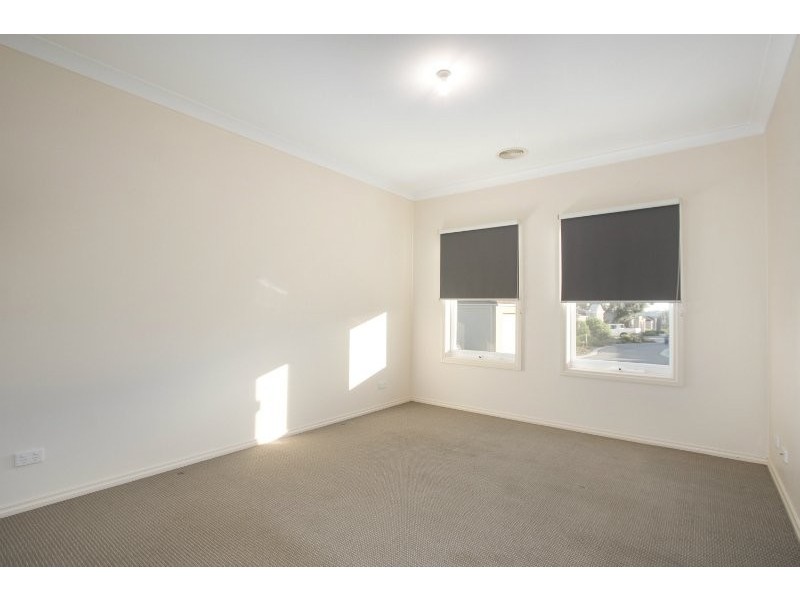 Unit 30 – 27 Jefferson Road, Garfield VIC 3814