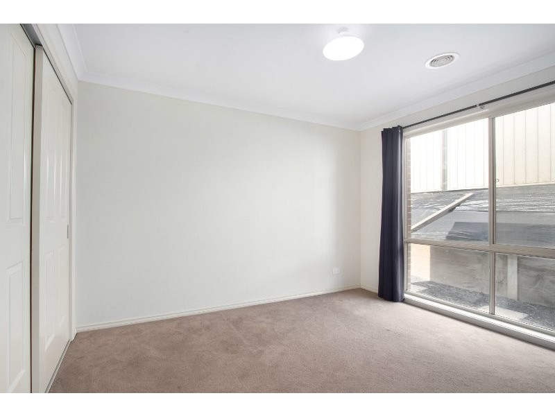 5 Mineral Court, Drouin VIC 3818