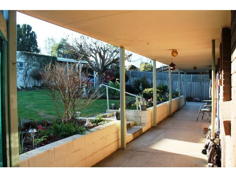 13 Gerrard Street, Drouin VIC 3818