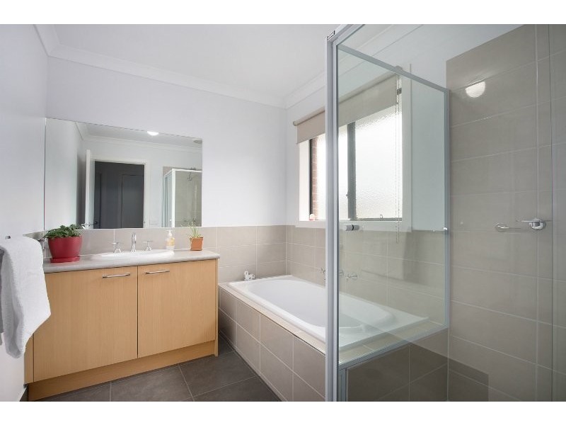 48 Stockman Way, Longwarry VIC 3816